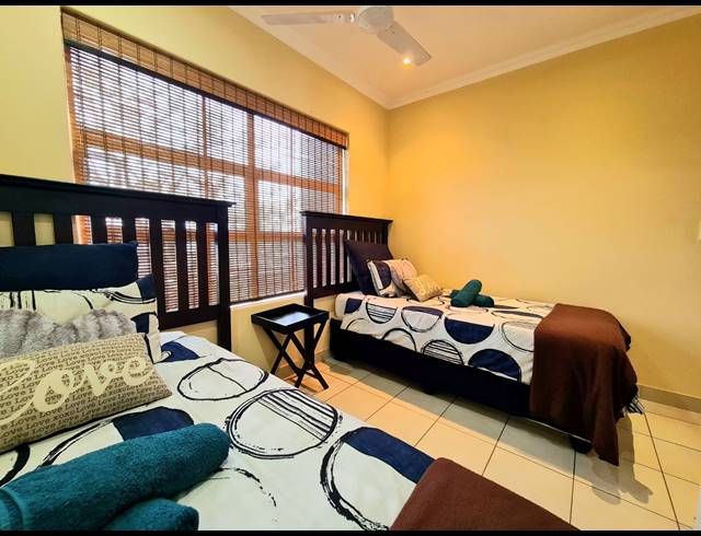 2 BEDROOM FLAT TO LET IN SHAKAS ROCK